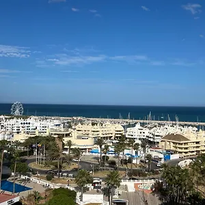  Apartamento Mara's Puerto Marina - Primera Linea De Playa - Puerto Marina Area España